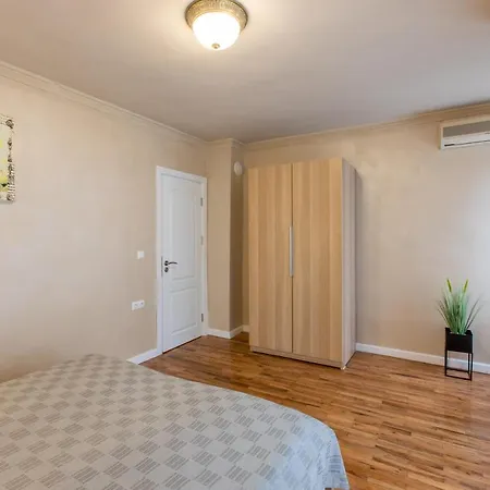 Blue тerrace Center فارنا