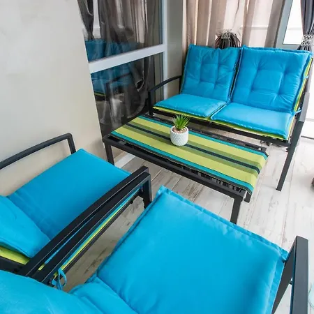 Blue тerrace Center Apartment *