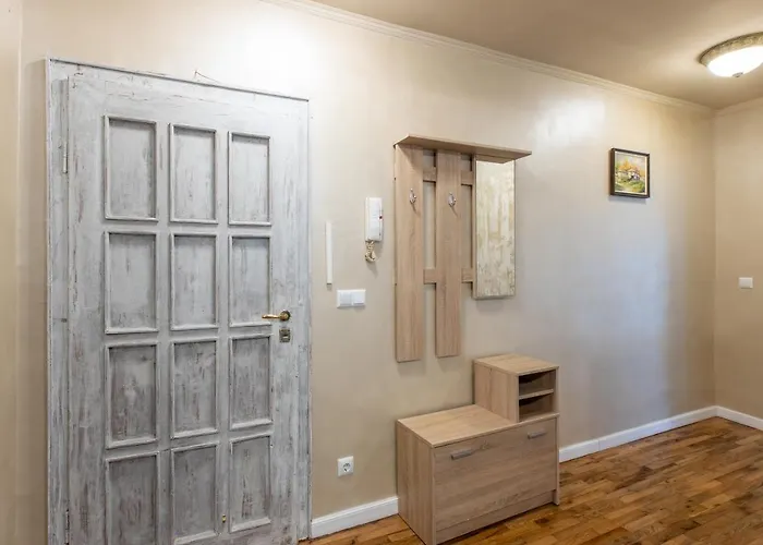 Blue тerrace Center * Warna